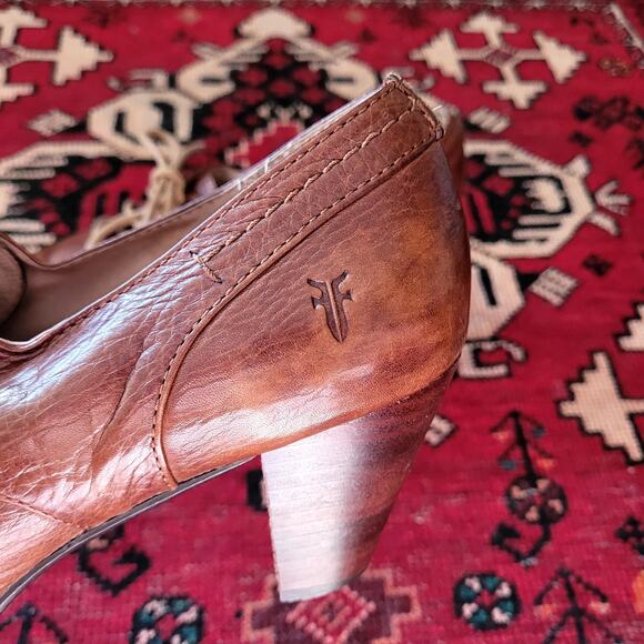 FRYE Oxford Pumps Brown Leather Sz 9 - Picture 2 of 7